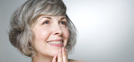 Mujer en edad de climaterio y menopausia