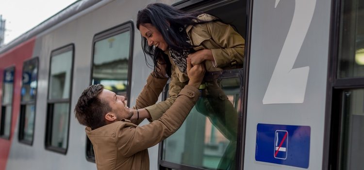 La distancia puede suponer un incentivo que aumente la pasión en la pareja