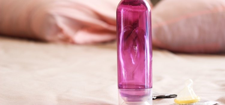 Los lubricantes a base de silicona tienen más espesor que los de base acuosa